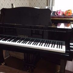 田辺ピアノ教室のヤマハのグランドピアノ
